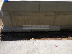 Bazen AZ001