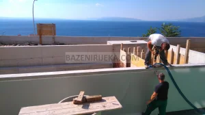 Bazen AZ041