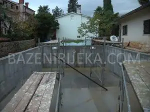P1012975 Bazen Icici Folija 26