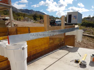 Bazen JB004