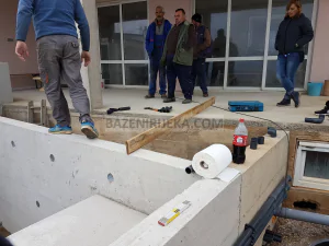 Bazen JB022