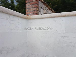 Bazen VT032