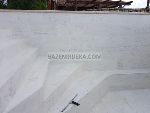 Bazen VT036