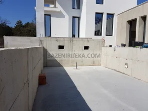 Bazen ZŠ019